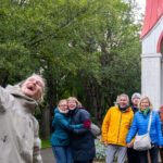 Group of guests enjoying the Reykjavik Folklore walking tour and taking a selfie