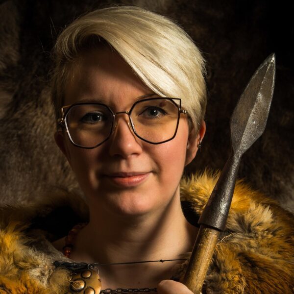 HelgaDis-Writer-Viking