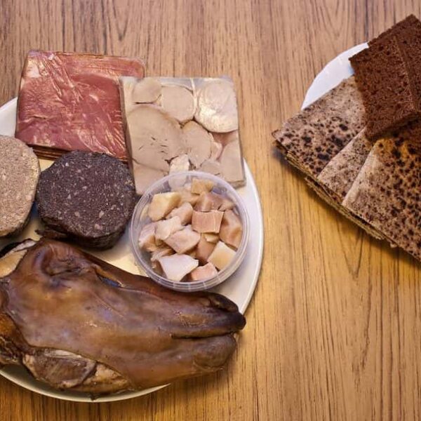Þorrablót and þorramatur – the Icelandic food feast!