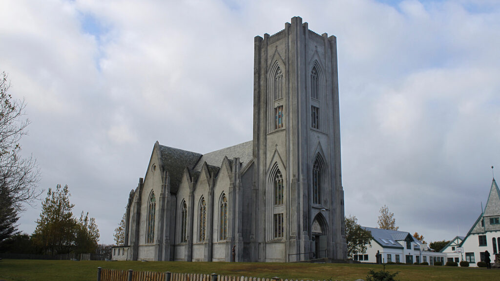 The CAtholic Church in Reykjavik, Designed by Guðjón Samúelsson